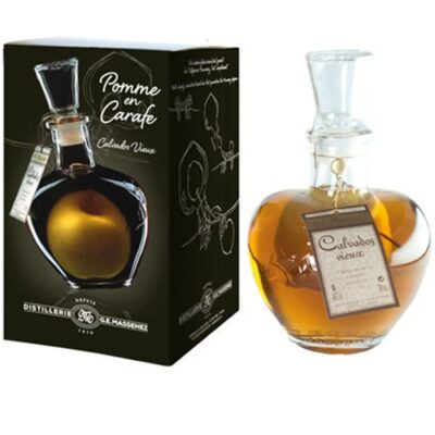 Кальвадос с яблоком "Vieux Pomme Prisonniere"